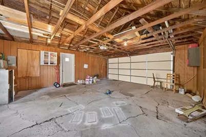 215 N 11th St, Oostburg, WI 53070 - Photo 31