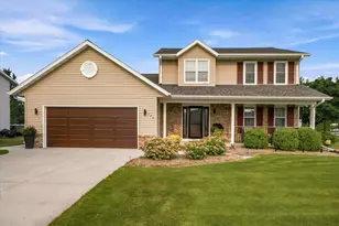 126 Menominee Dr, Sheboygan Falls, WI 53085 - Photo 1