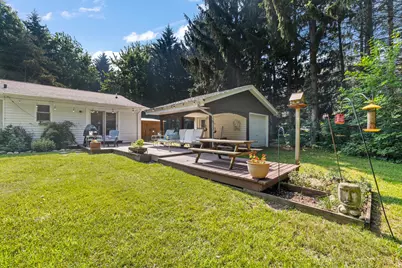 6775  Glacier Dr, Barton, WI 53090 - Photo 7
