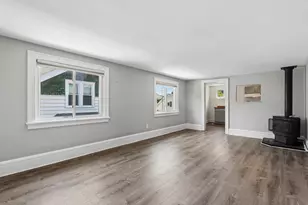2129 E Holt Ave, Milwaukee, WI 53207 - Photo 23