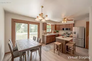 507 Maple St, Grafton, WI 53024 - Photo 7