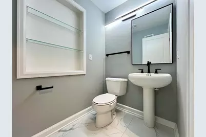 7515 N Beach Dr, Fox Point, WI 53217 - Photo 21