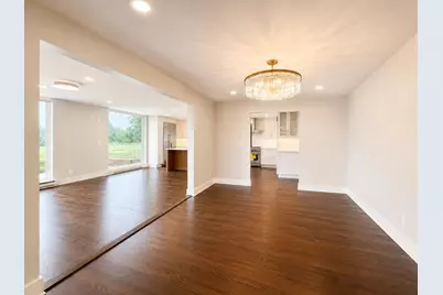 7515 N Beach Dr, Fox Point, WI 53217 - Photo 17
