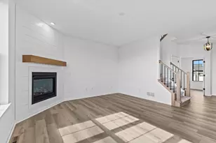805 Viewpoint Ave, Waukesha, WI 53188 - Photo 7