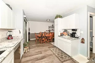 9028 N 70th St, Milwaukee, WI 53223 - Photo 7