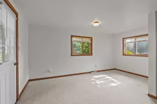 1605 Jackson Park Dr, Delavan, WI 53115 - Photo 5