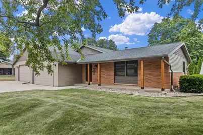 4450  Hearthside Dr, New Berlin, WI 53151 - Photo 41