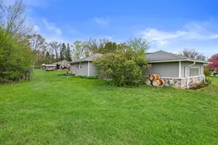 W126N7009 Highland Dr, Menomonee Falls, WI 53051 - Photo 19
