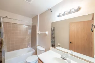 9131 S Aspen Dr, Oak Creek, WI 53154 - Photo 13