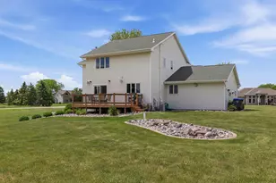 N2244 Nicole Ct, Vandenbroek, WI 54130 - Photo 37