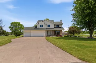 N2244 Nicole Ct, Vandenbroek, WI 54130 - Photo 43