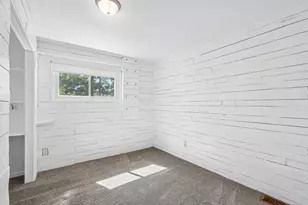 W272N2593 Apple Tree Ln, Pewaukee, WI 53072 - Photo 19