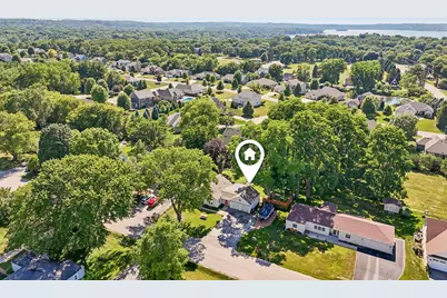 W272N2593  Apple Tree Ln, Pewaukee, WI 53072 - Photo 41