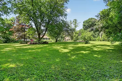 7820 W Bradley Rd, Milwaukee, WI 53223 - Photo 17