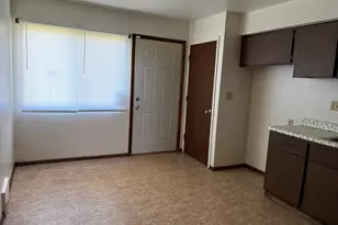 8842 N 95th St, Milwaukee, WI 53224 - Photo 5