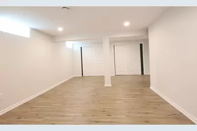 10325 W Sheridan Ave, Milwaukee, WI 53225 - Photo 13