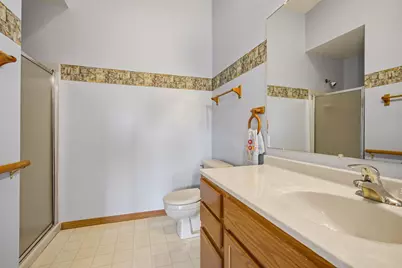 10050 W Whitnall Edge Dr #A, Franklin, WI 53132 - Photo 17
