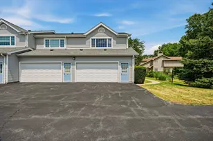 10050 W Whitnall Edge Dr, Franklin, WI 53132 - Photo 27