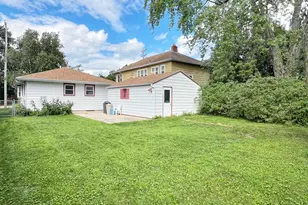1723 27th St, Two Rivers, WI 54241 - Photo 7