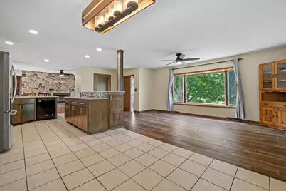 S76W31156  Century Dr, Mukwonago, WI 53149 - Photo 7
