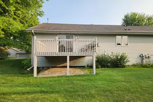 2924 Valley Ave, West Bend, WI 53095 - Photo 31