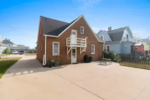 1710 24th St, Two Rivers, WI 54241 - Photo 7