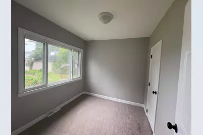 3618 E Martin Ave, Cudahy, WI 53110 - Photo 9