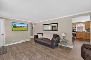 2519 34th St, Kenosha, WI 53140 - Photo 3