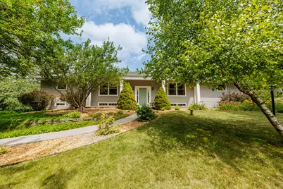 W227S2416  Morningside Cir, Waukesha, WI 53186 - Photo 1