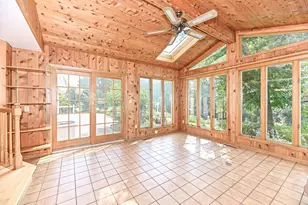 18571 W Hillcrest Dr, New Berlin, WI 53146 - Photo 15