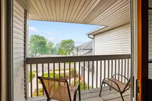 1055 Quinlan Dr, Pewaukee, WI 53072 - Photo 7