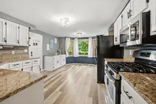 423 Bron Derw Ct, Wales, WI 53183 - Photo 13