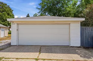 4107 S 2nd St, Milwaukee, WI 53207 - Photo 33
