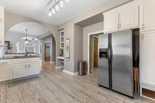 2222 S Allis St, Milwaukee, WI 53207 - Photo 11