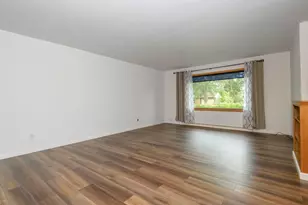 933 Parkview Ln, Mukwonago, WI 53149 - Photo 15