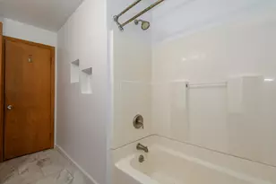 933 Parkview Ln, Mukwonago, WI 53149 - Photo 35