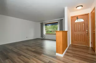 933 Parkview Ln, Mukwonago, WI 53149 - Photo 13