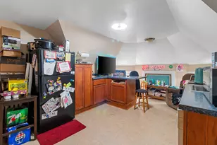 436 N 6th St, Manitowoc, WI 54220 - Photo 45