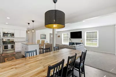 8057 N Cedarburg Rd, Brown Deer, WI 53209 - Photo 5
