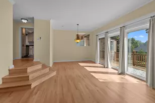 469 Country Club Dr, Lake Geneva, WI 53147 - Photo 5