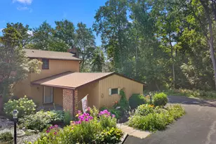 469 Country Club Dr, Lake Geneva, WI 53147 - Photo 1