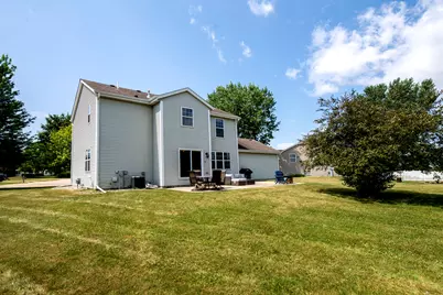 914  Michael Ct, Elkhorn, WI 53121 - Photo 43