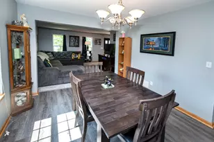 914 Michael Ct, Elkhorn, WI 53121 - Photo 17