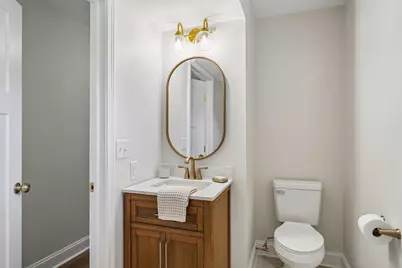 601 E Jessica Cir, Oak Creek, WI 53154 - Photo 13