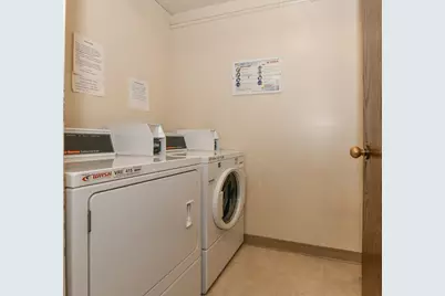 1633 N Prospect Ave #17C, Milwaukee, WI 53202 - Photo 17