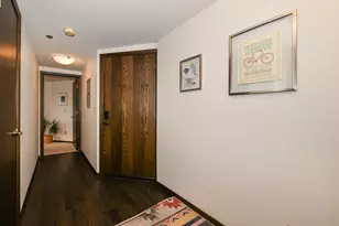 1633 N Prospect Ave, Milwaukee, WI 53202 - Photo 3