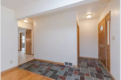 N81W15328  Hilltop Dr, Menomonee Falls, WI 53051 - Photo 15