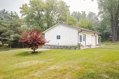 N81W15328  Hilltop Dr, Menomonee Falls, WI 53051 - Photo 77