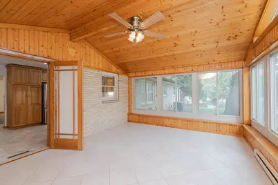 N81W15328  Hilltop Dr, Menomonee Falls, WI 53051 - Photo 39