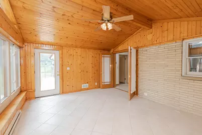 N81W15328  Hilltop Dr, Menomonee Falls, WI 53051 - Photo 37